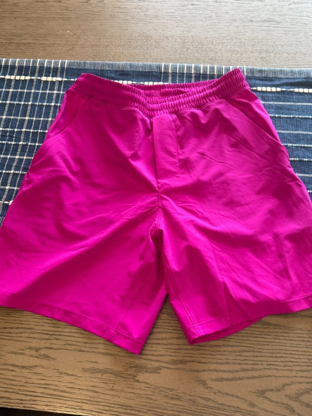 WORN ONCE - Lululemon Men's Pace Breaker Shorts Size Small